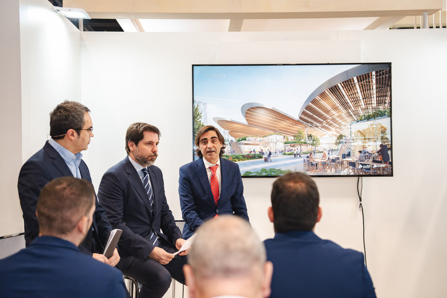Adif prueba la primera solución sobre 5G+ e IA en Europa que facilita la movilidad inteligente de los viajeros en sus estaciones